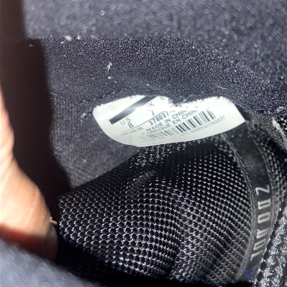 SPACEJAM AIR JORDAN 11 (USED) 2016 (NO BOX) - Picture 4 of 4